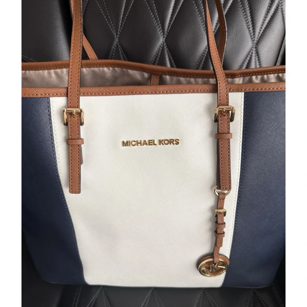 Michael Kors Jet Set Purse Handbag Tote Center Stripe Navy White Dust Bag
